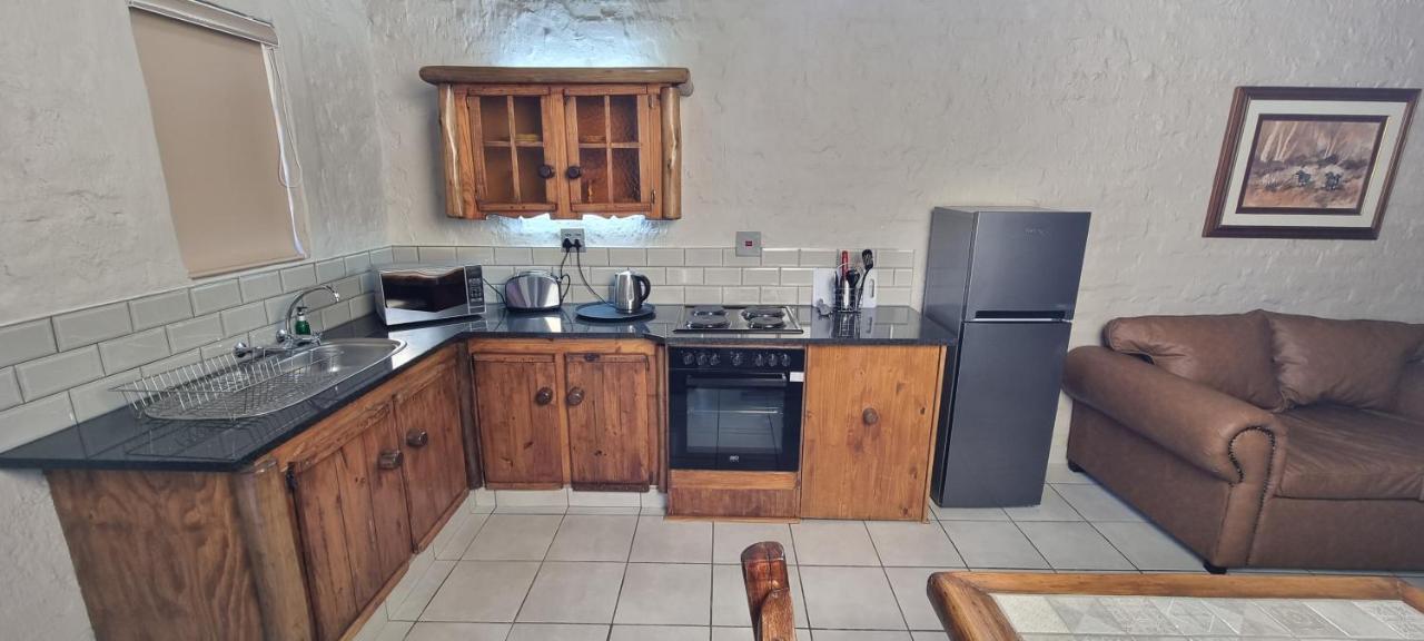 Bains Lodge Bloemfontein Extérieur photo