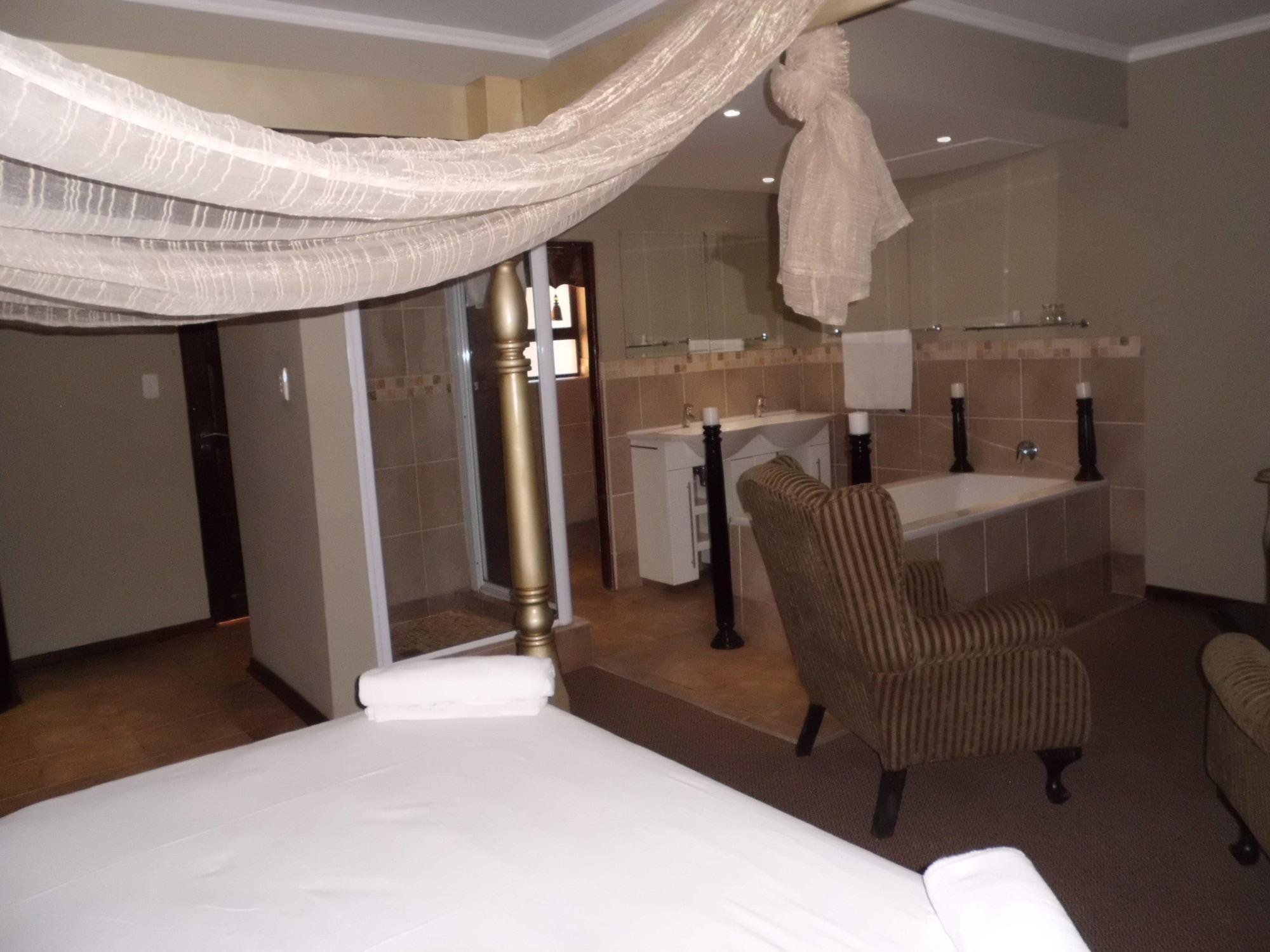 Bains Lodge Bloemfontein Extérieur photo